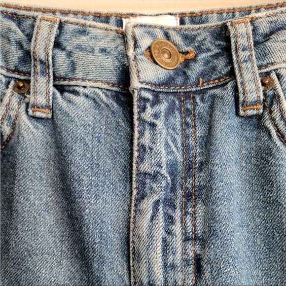 Urban Outfitters BDG Pintuck Mom Jean in Vintage Wash, US 25 - Picture 5 of 7
